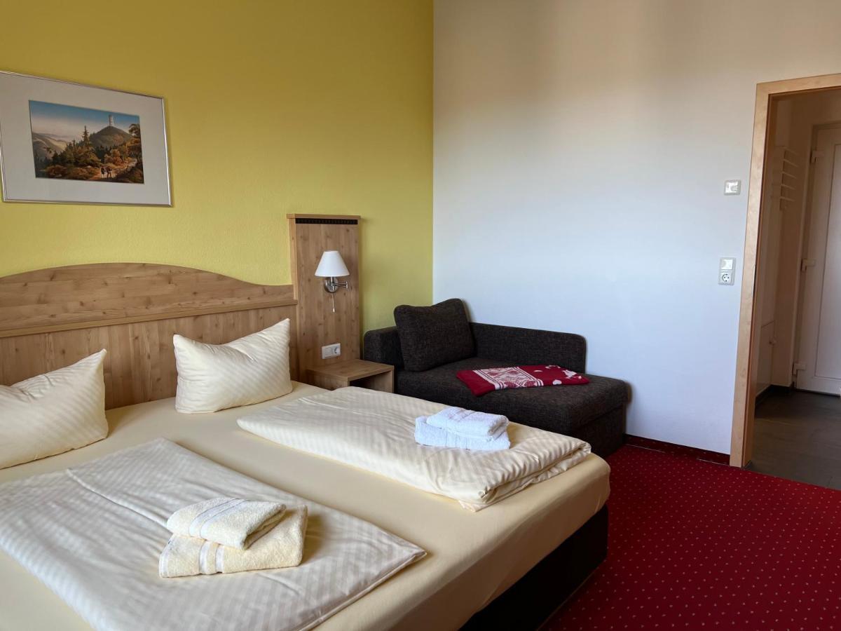 Gaststaette & Pension Waldschloesschen Oberhof  Exteriér fotografie