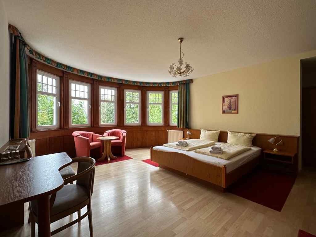 Gaststaette & Pension Waldschloesschen Oberhof  Exteriér fotografie